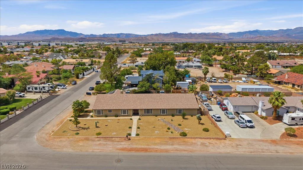 6191 Lindell, Las Vegas, NV 89118