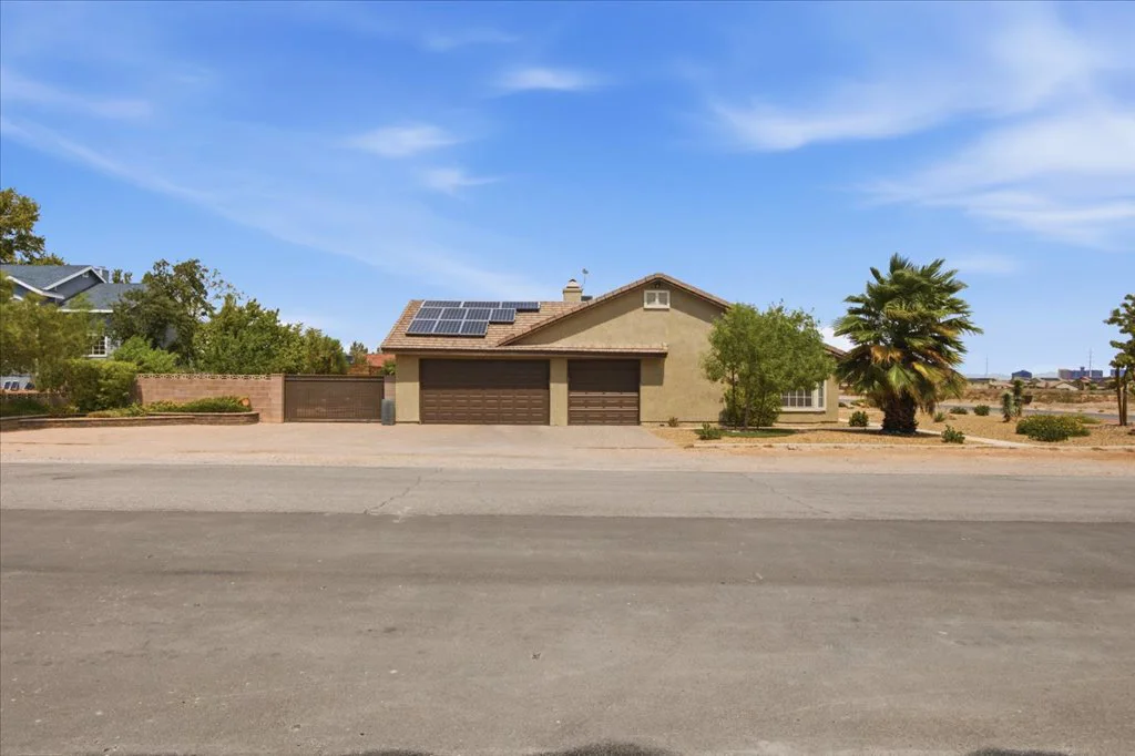 6191 Lindell, Las Vegas, NV 89118