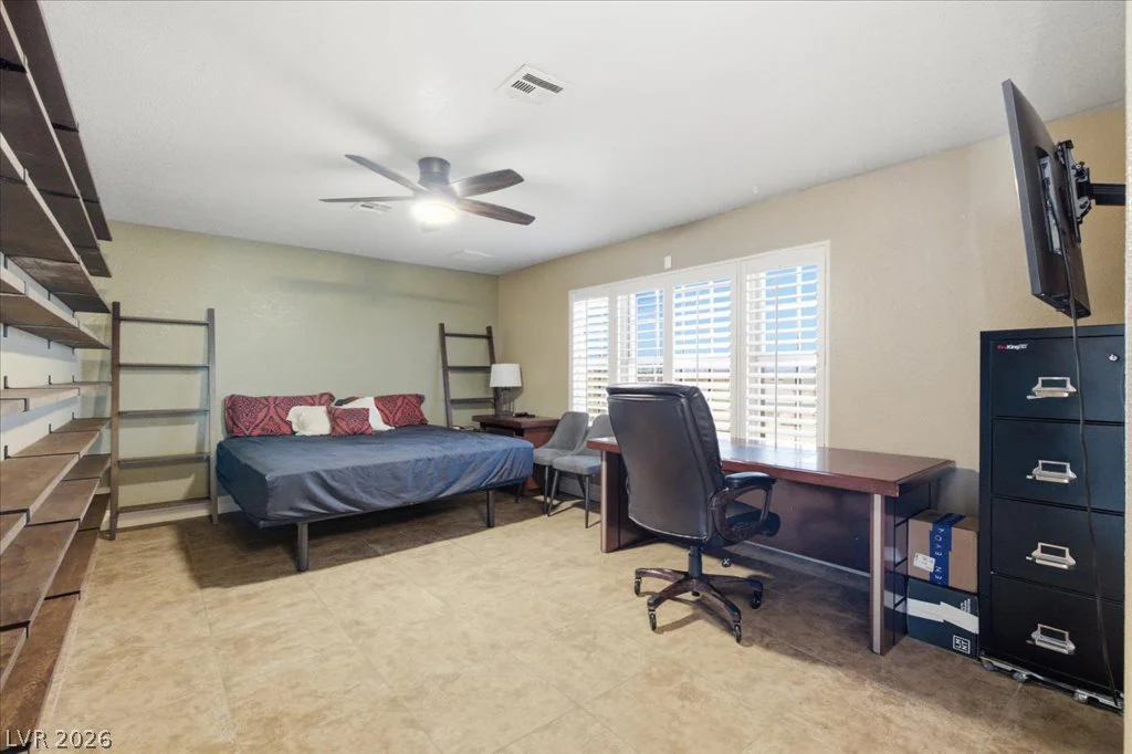 6191 Lindell, Las Vegas, NV 89118