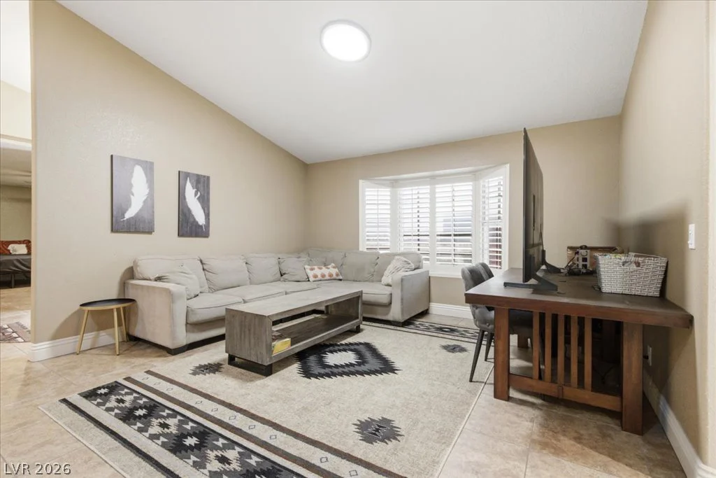 6191 Lindell, Las Vegas, NV 89118