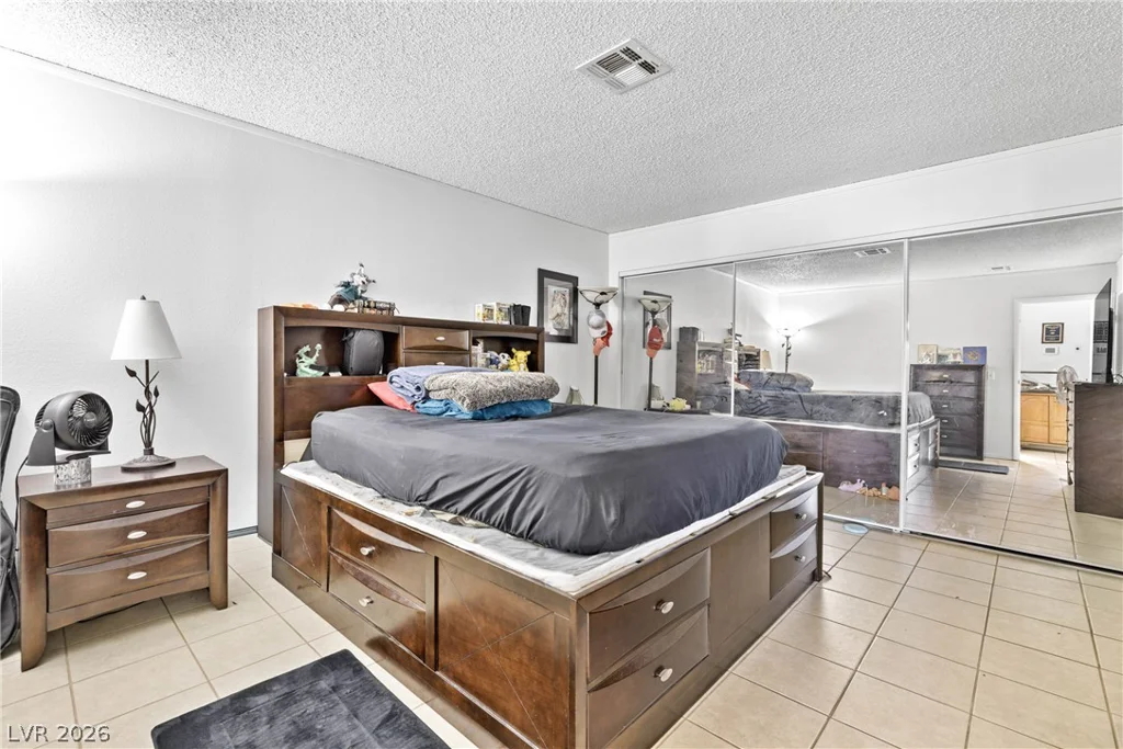 2412 Cherrywood, Las Vegas, NV 89108