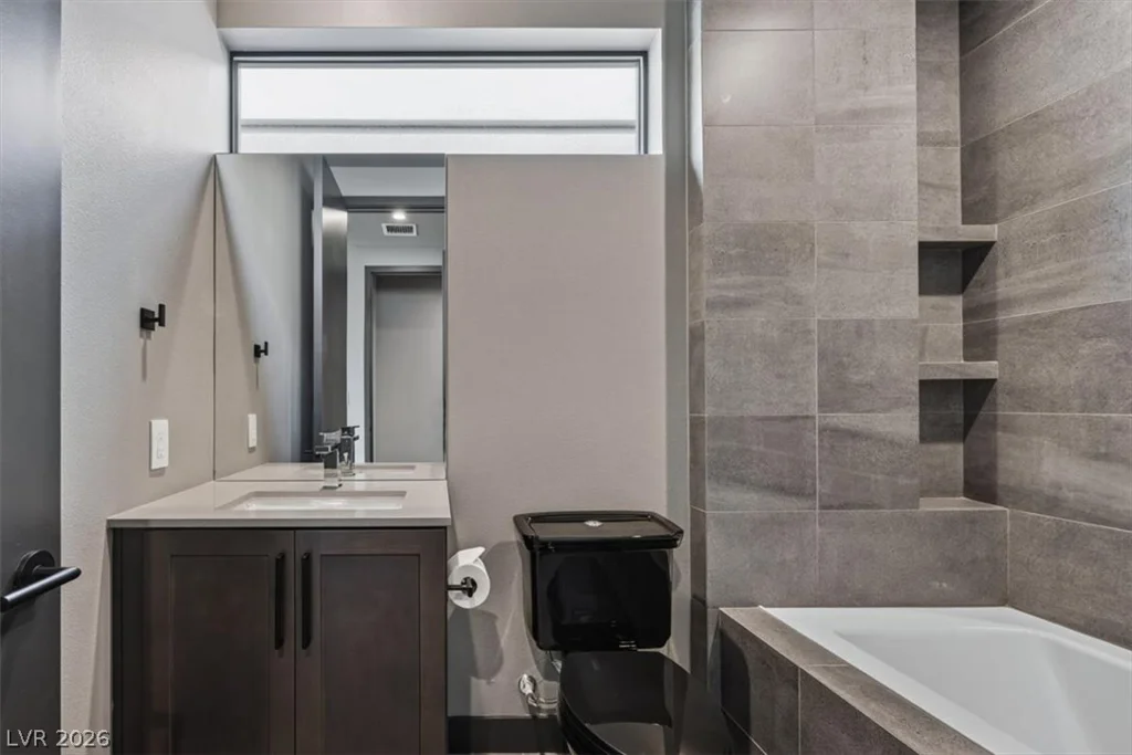 5 Promenade Isle, Henderson, NV 89011