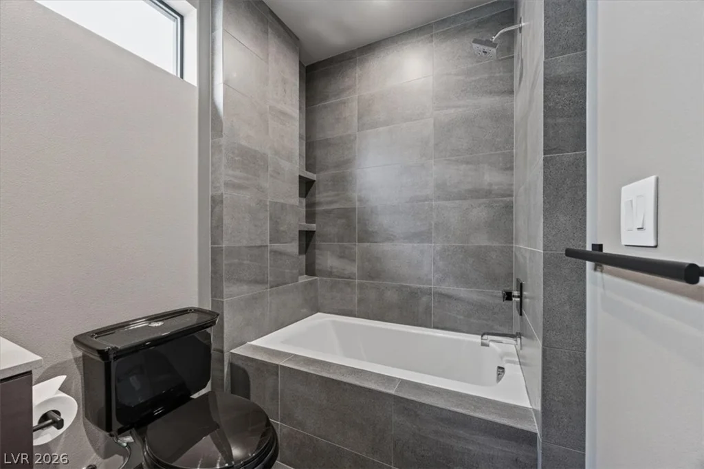 5 Promenade Isle, Henderson, NV 89011