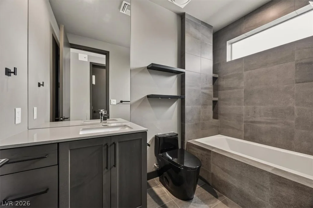 5 Promenade Isle, Henderson, NV 89011