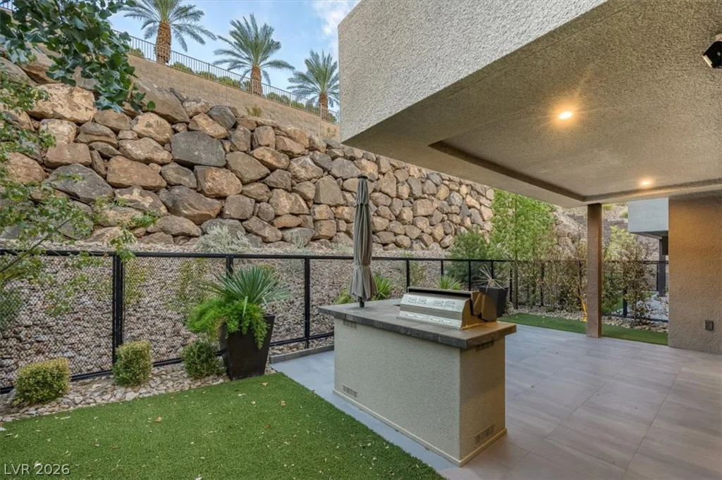 5 Promenade Isle, Henderson, NV 89011