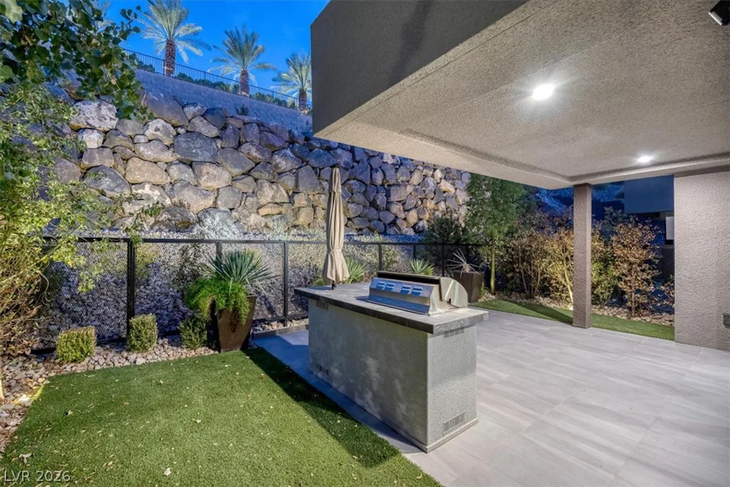5 Promenade Isle, Henderson, NV 89011