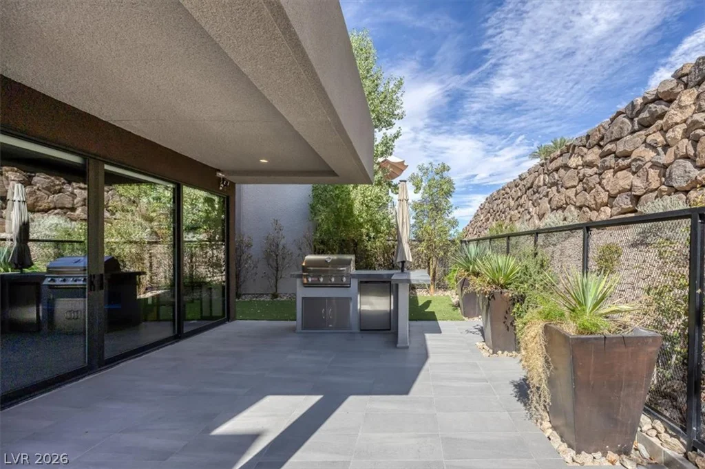 5 Promenade Isle, Henderson, NV 89011