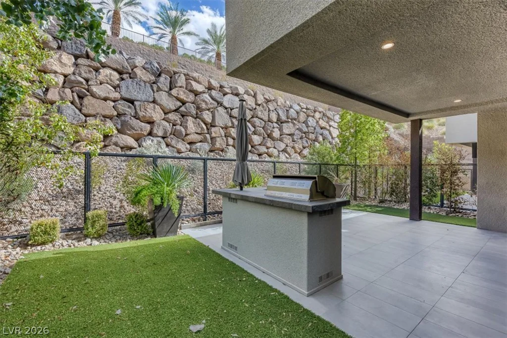 5 Promenade Isle, Henderson, NV 89011