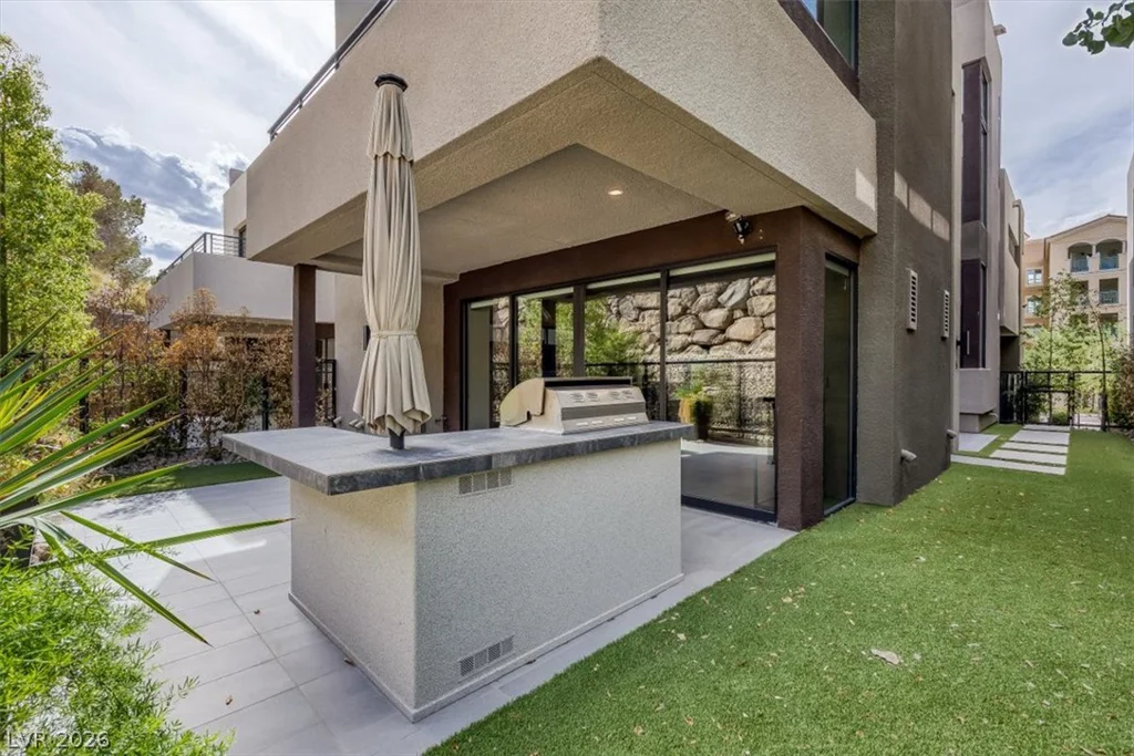 5 Promenade Isle, Henderson, NV 89011