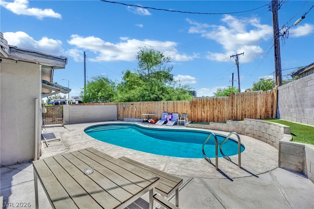 805 19th, Las Vegas, NV 89101