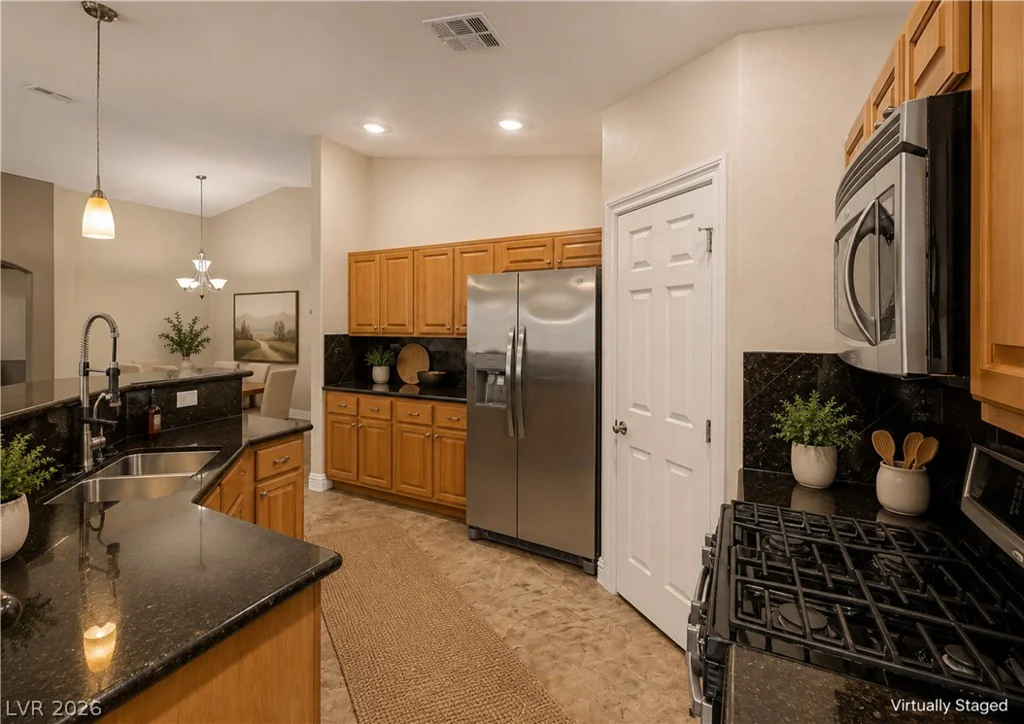 8317 Jeremiahs Lodge, Las Vegas, NV 89131