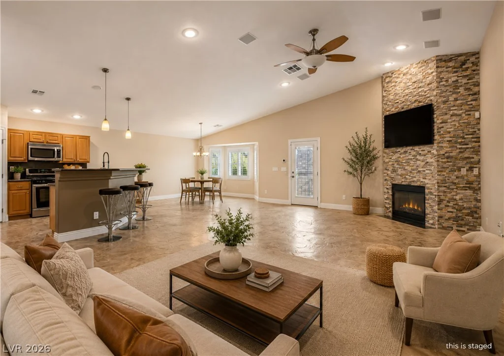 8317 Jeremiahs Lodge, Las Vegas, NV 89131