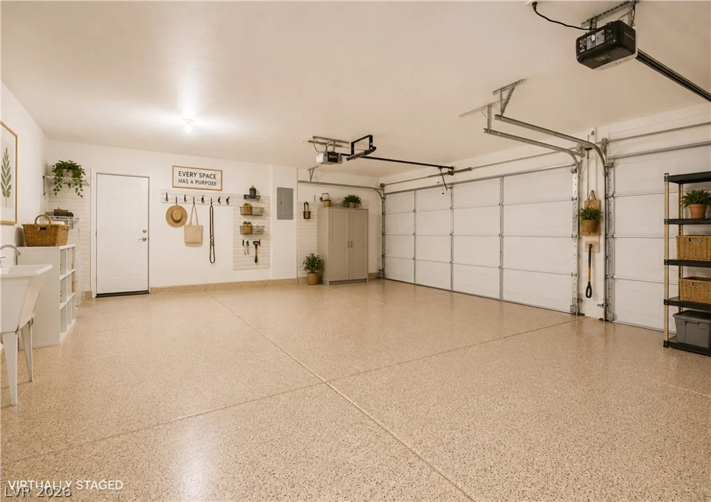 8317 Jeremiahs Lodge, Las Vegas, NV 89131