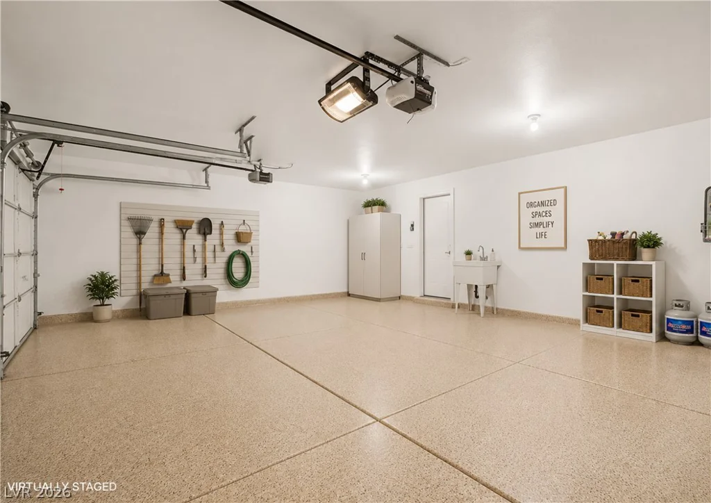 8317 Jeremiahs Lodge, Las Vegas, NV 89131