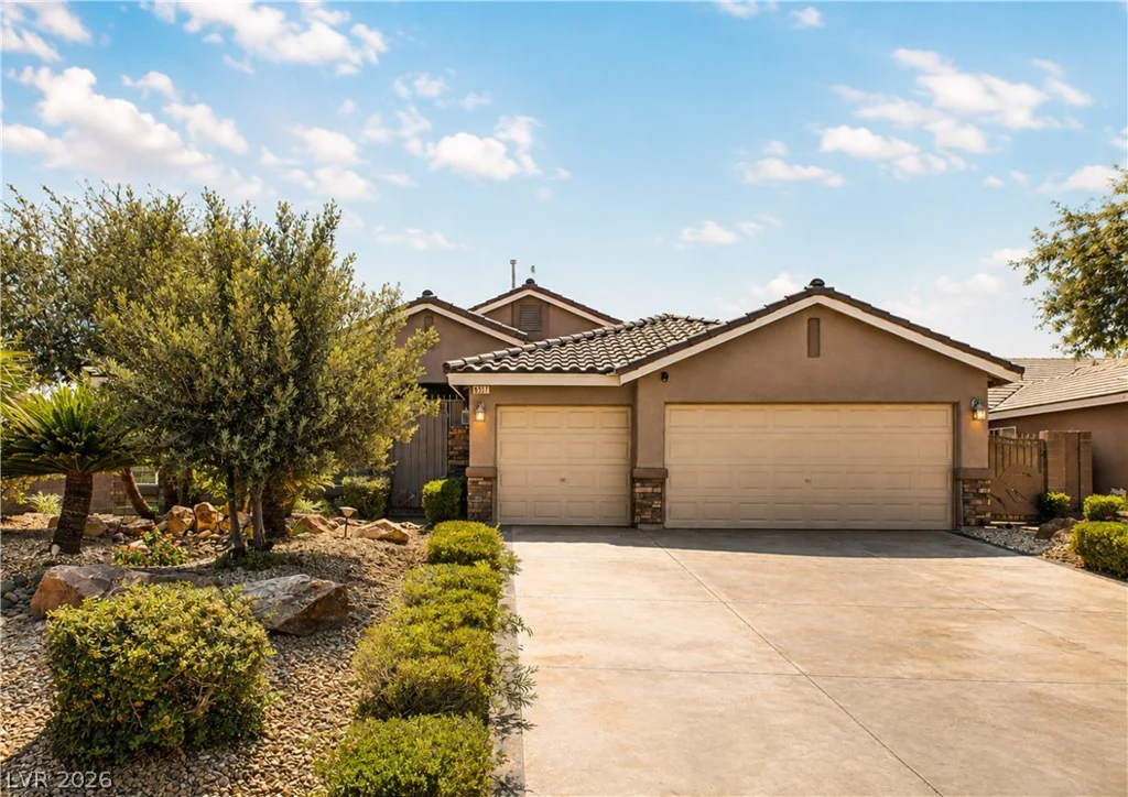 8317 Jeremiahs Lodge, Las Vegas, NV 89131