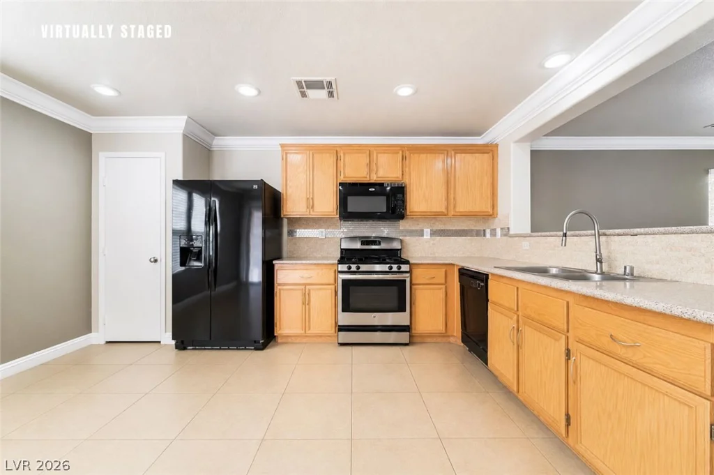 7225 Neches, Las Vegas, NV 89179