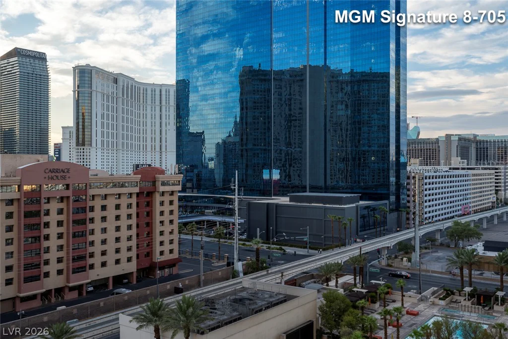 135 Harmon, Las Vegas, NV 89109