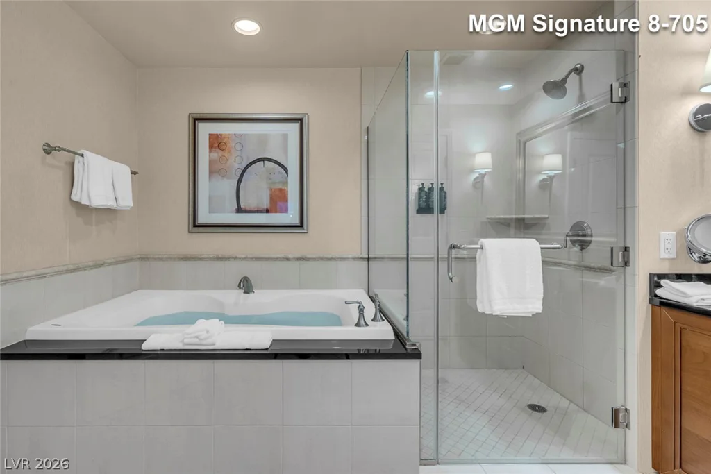 135 Harmon, Las Vegas, NV 89109