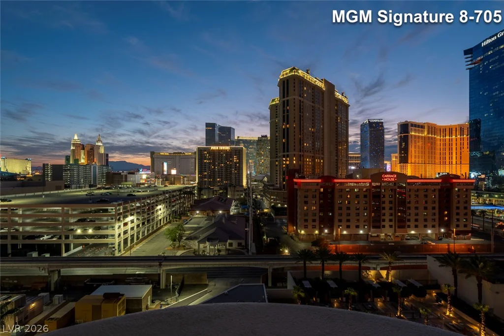 135 Harmon, Las Vegas, NV 89109