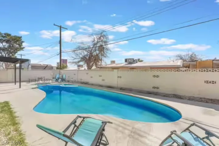 3101 Kings, Las Vegas, NV 89102