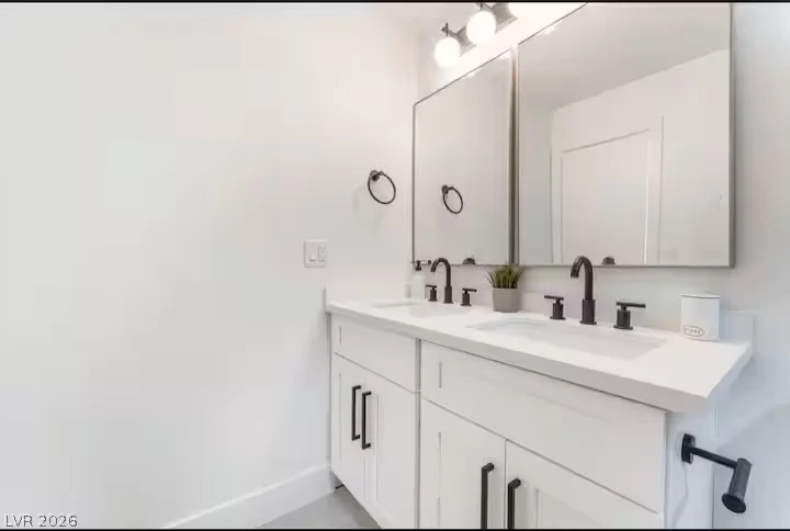 3101 Kings, Las Vegas, NV 89102