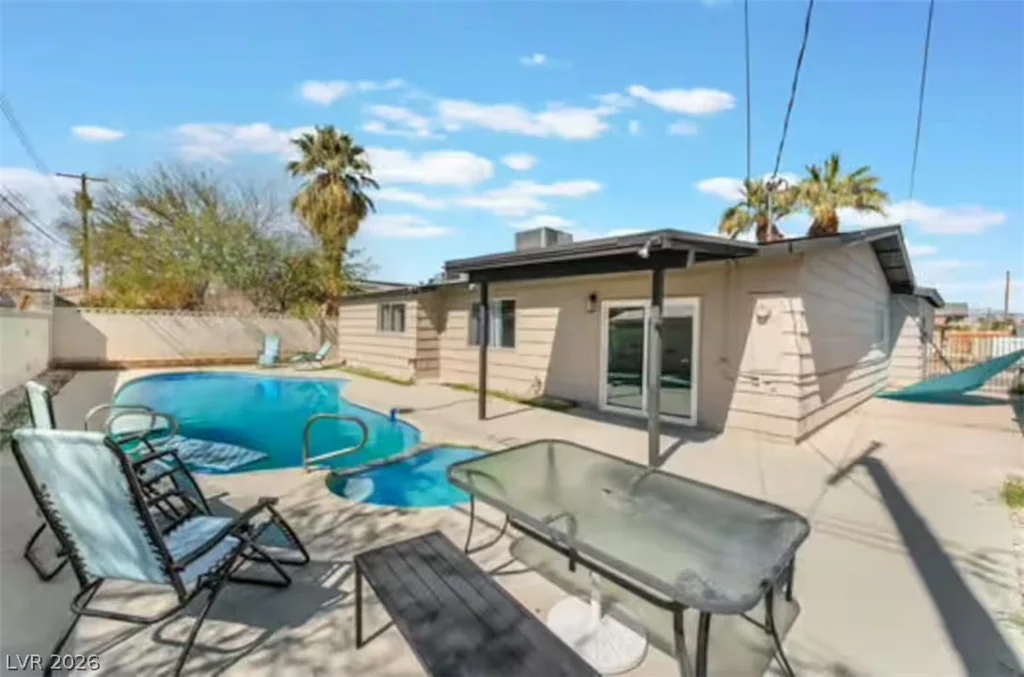 3101 Kings, Las Vegas, NV 89102
