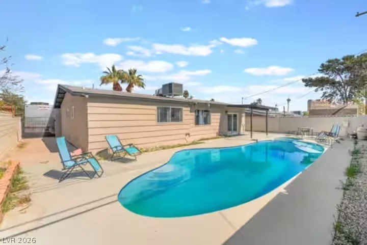 3101 Kings, Las Vegas, NV 89102