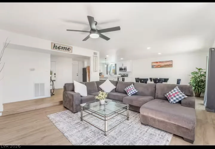 3101 Kings, Las Vegas, NV 89102