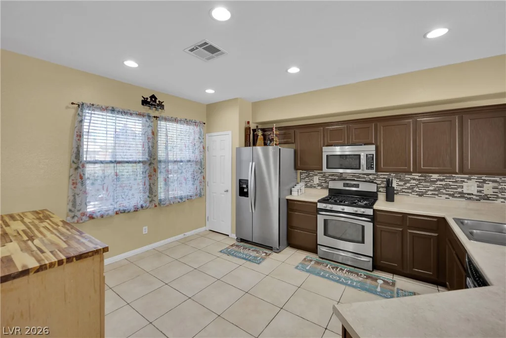 3619 Prairie Orchid, North Las Vegas, NV 89081