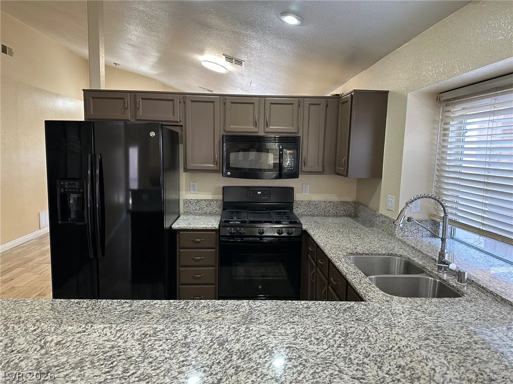 2113 Feather Bush, Henderson, NV 89074