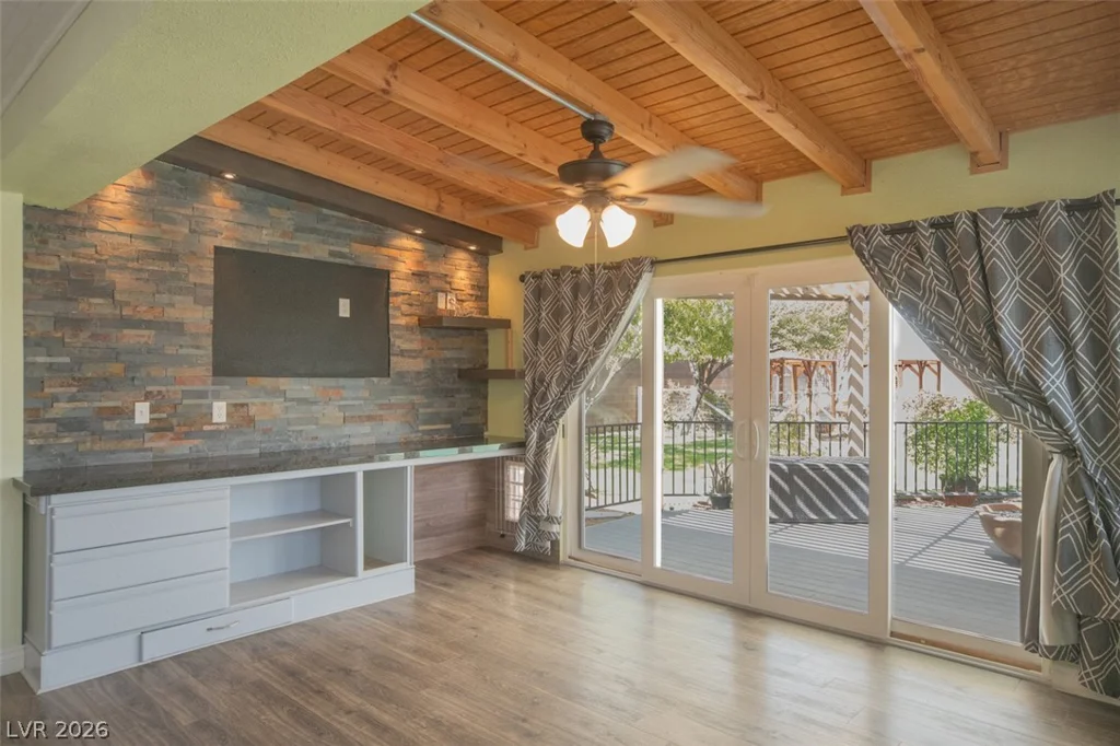 121 Heather, Henderson, NV 89002