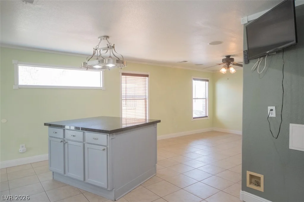 121 Heather, Henderson, NV 89002