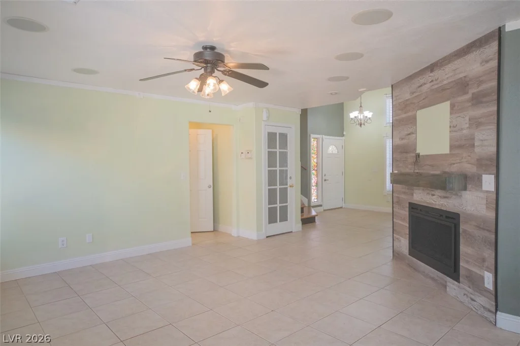 121 Heather, Henderson, NV 89002
