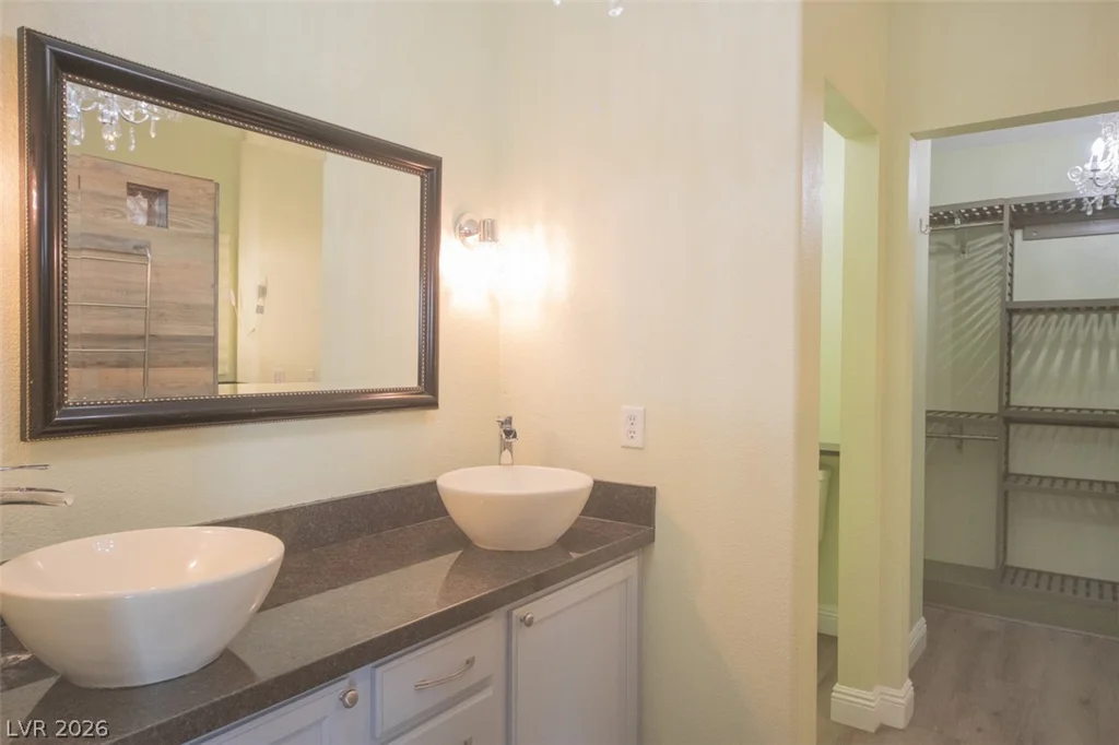 121 Heather, Henderson, NV 89002