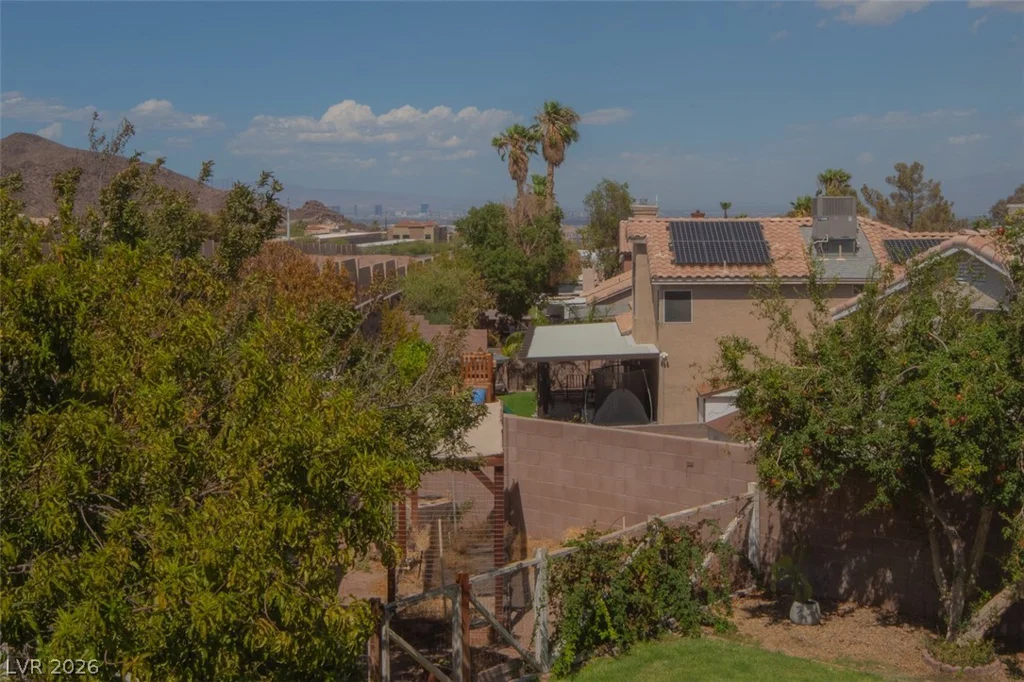 121 Heather, Henderson, NV 89002