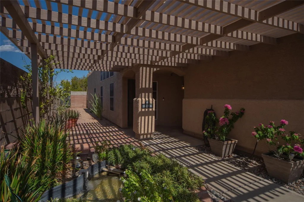 121 Heather, Henderson, NV 89002
