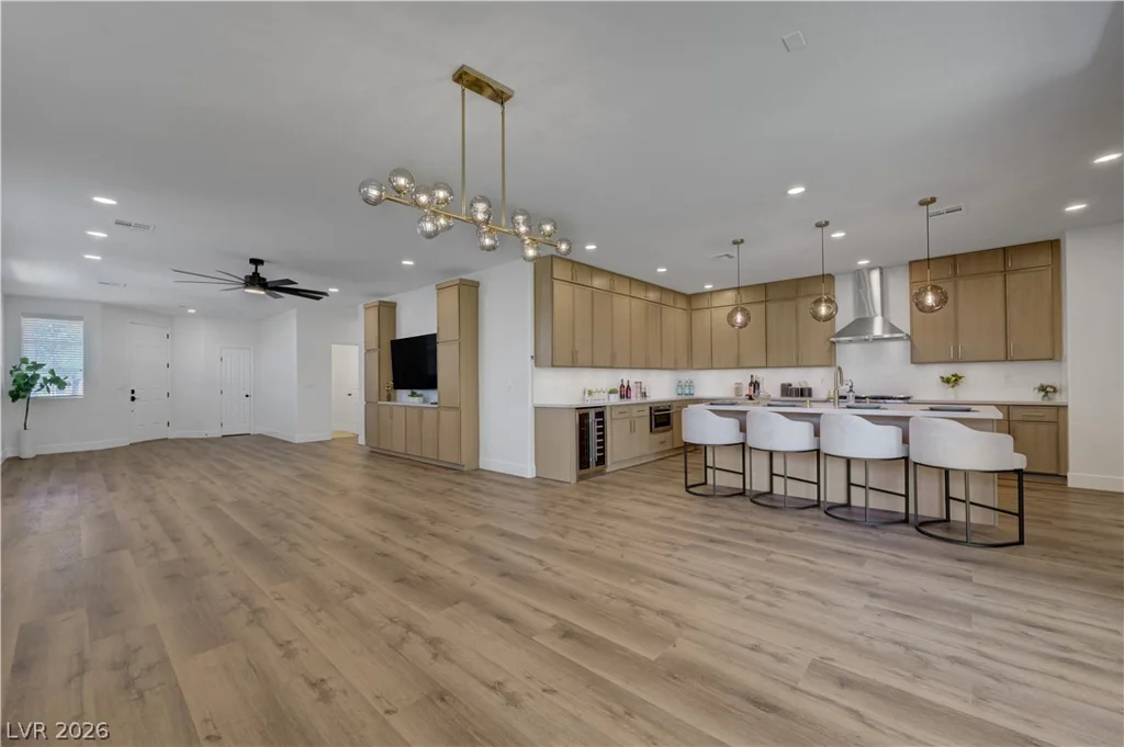 121 Torchwood, Las Vegas, NV 89144