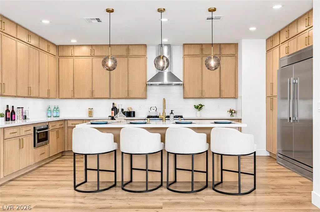 121 Torchwood, Las Vegas, NV 89144