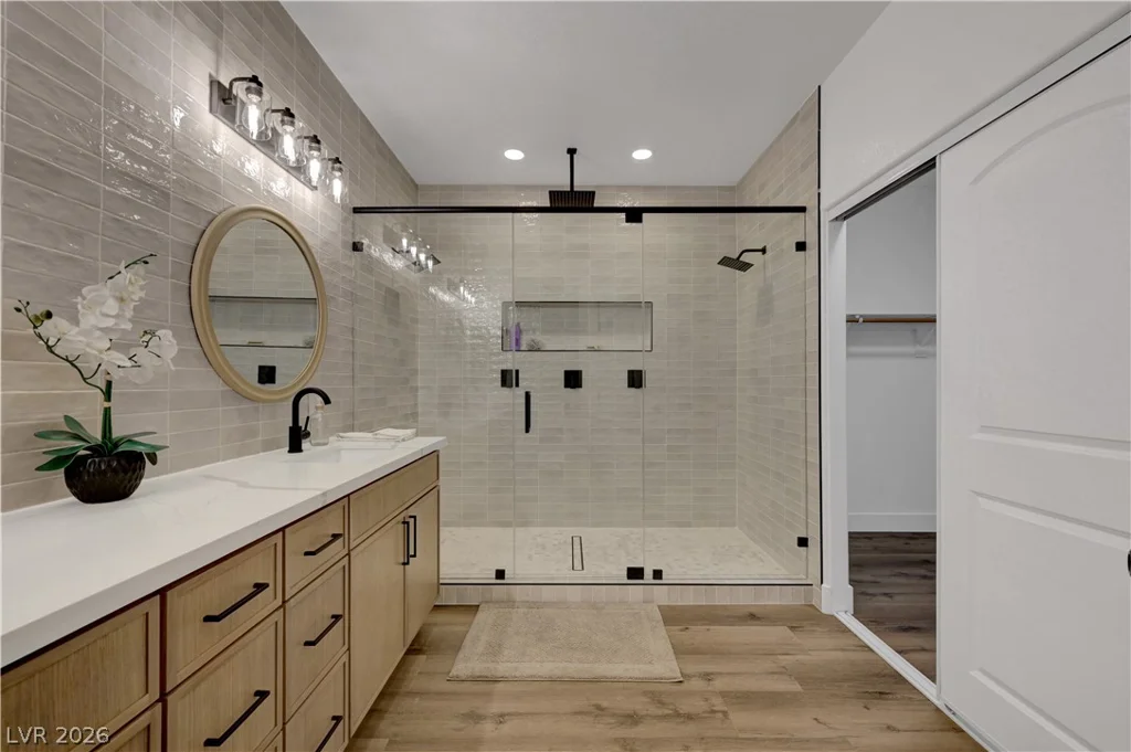 121 Torchwood, Las Vegas, NV 89144