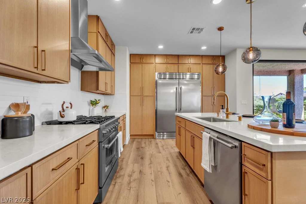 121 Torchwood, Las Vegas, NV 89144