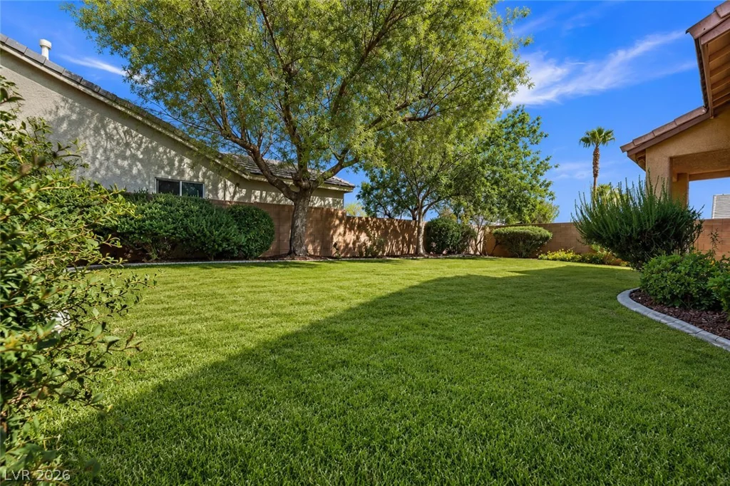 121 Torchwood, Las Vegas, NV 89144