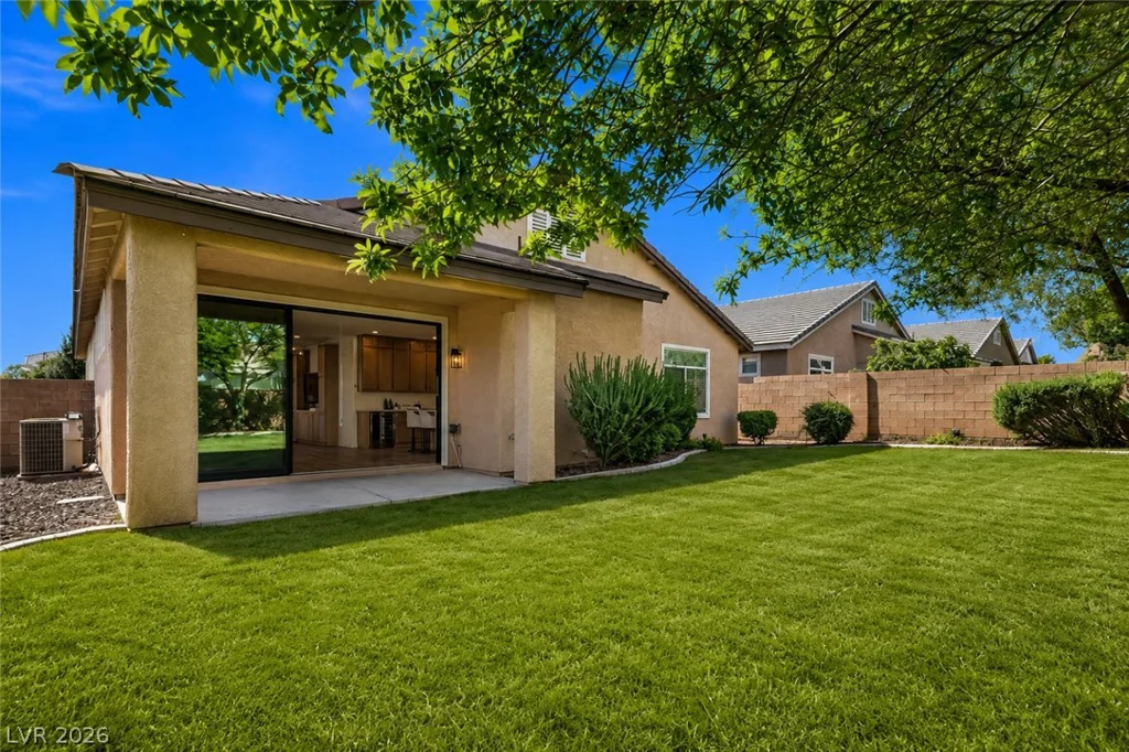 121 Torchwood, Las Vegas, NV 89144