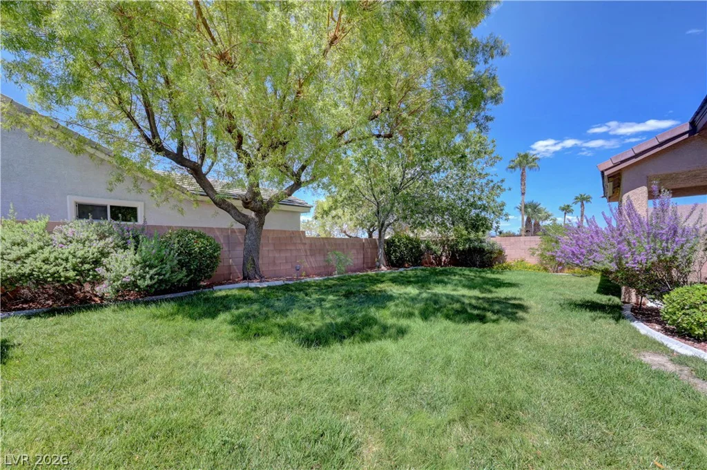 121 Torchwood, Las Vegas, NV 89144