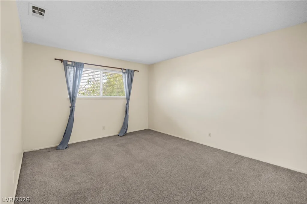 4734 Roberta, Las Vegas, NV 89119