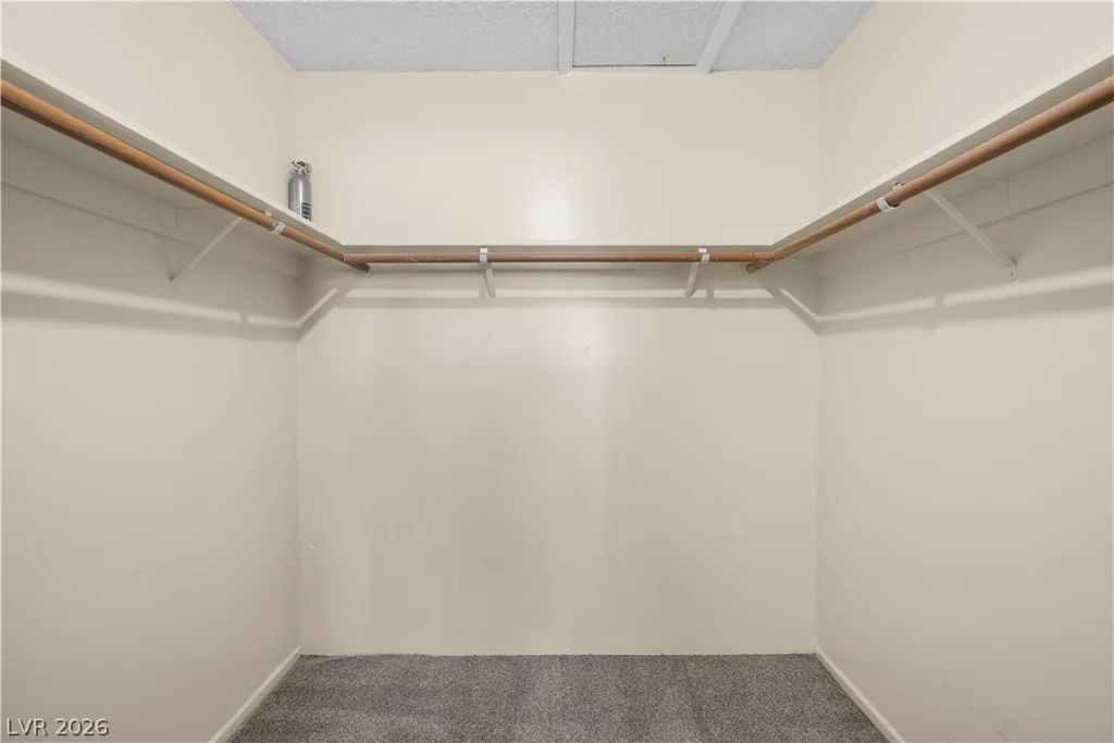 4734 Roberta, Las Vegas, NV 89119