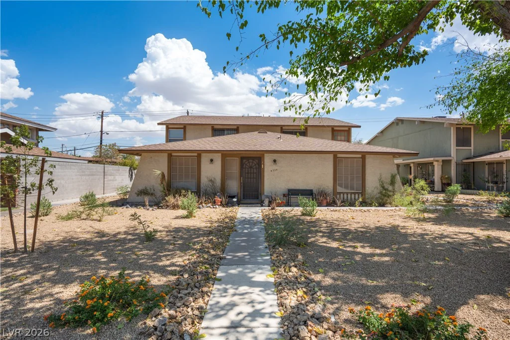4734 Roberta, Las Vegas, NV 89119