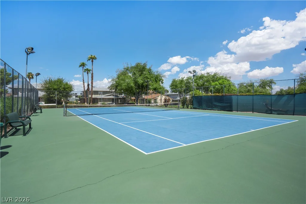4734 Roberta, Las Vegas, NV 89119
