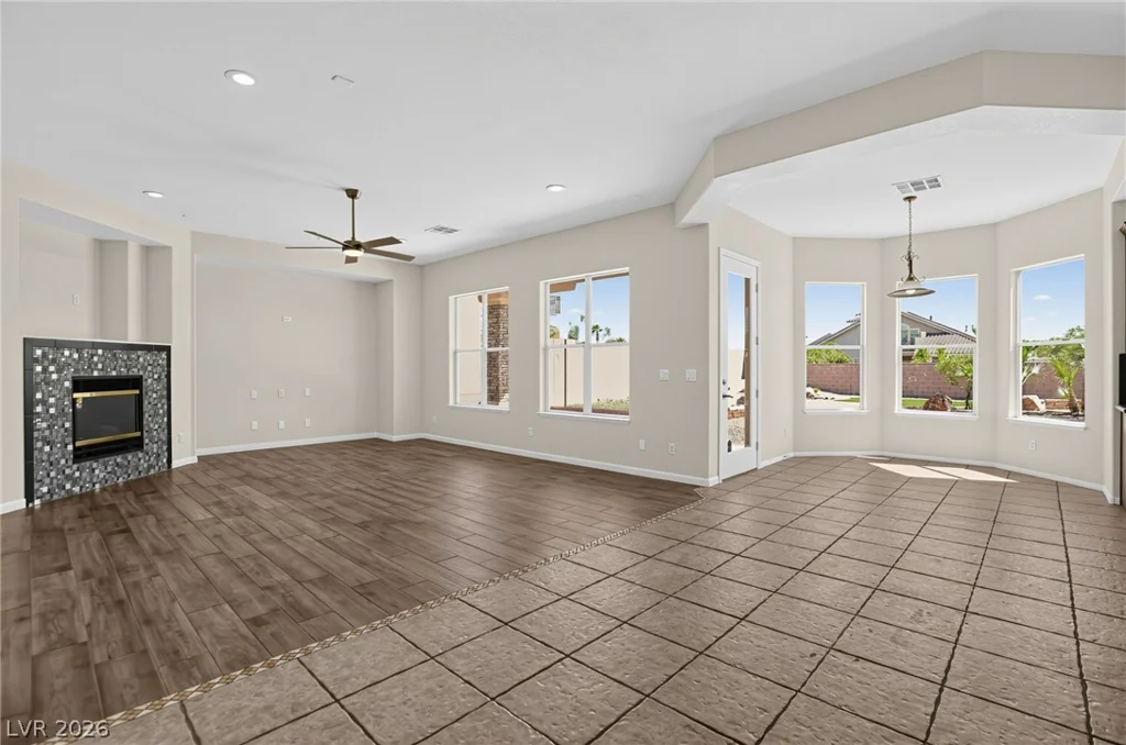7308 Buttons Ridge, Las Vegas, NV 89131
