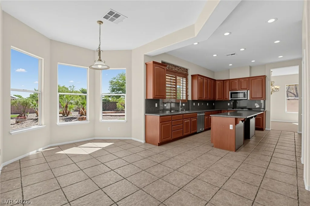 7308 Buttons Ridge, Las Vegas, NV 89131