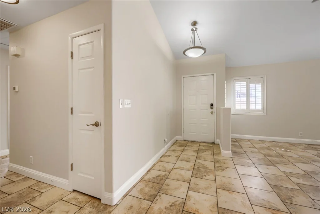 3692 Copper Cactus, Las Vegas, NV 89129
